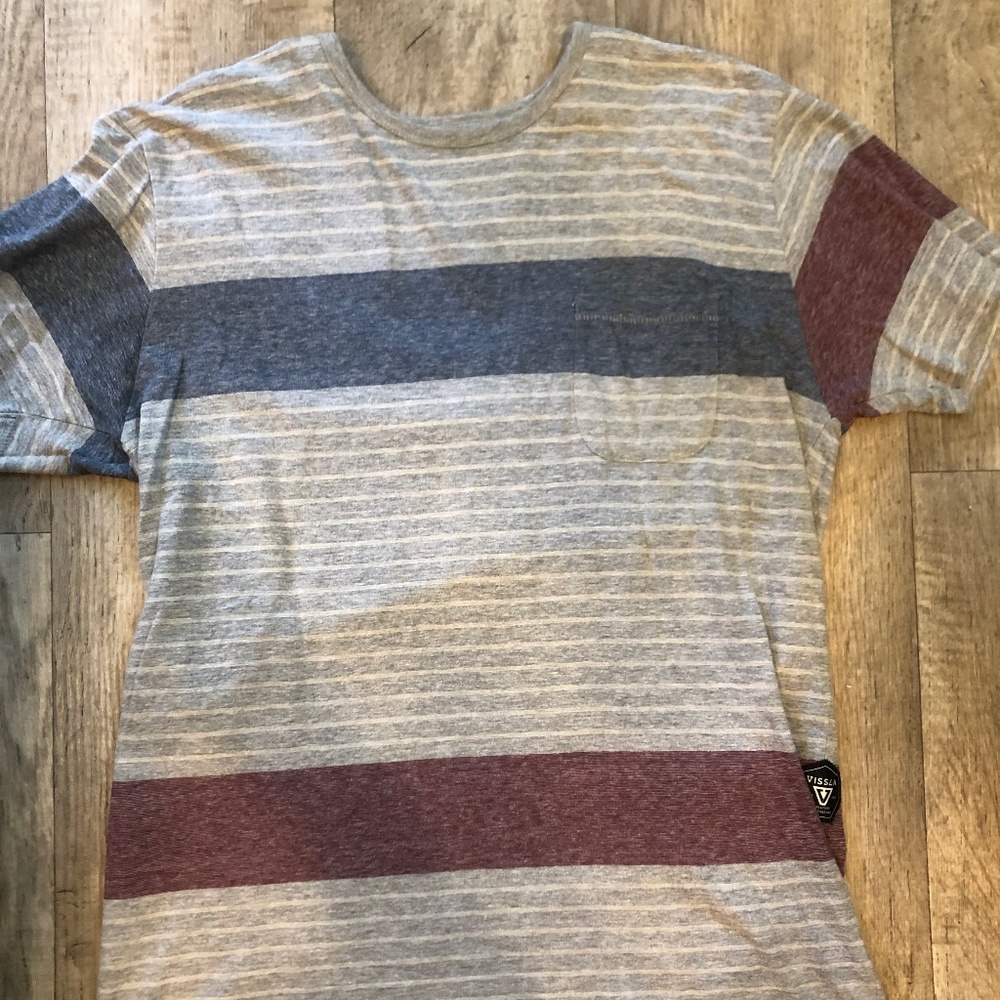 vissla striped t shirt